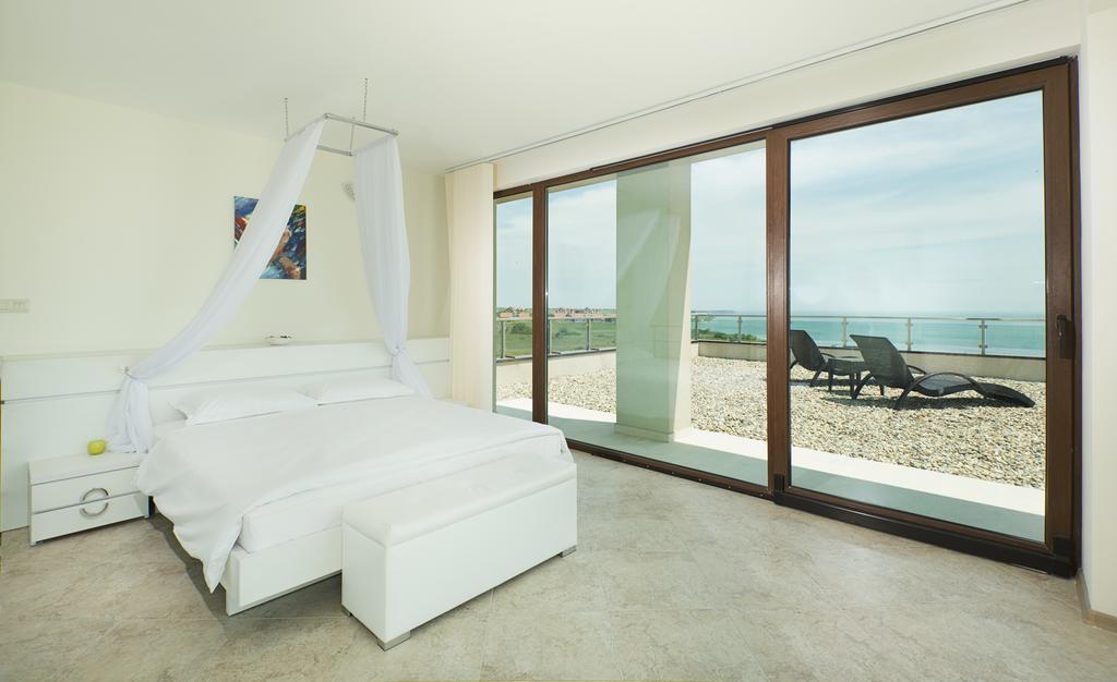Calithea Complex Aparthotel Kavarna Rum bild